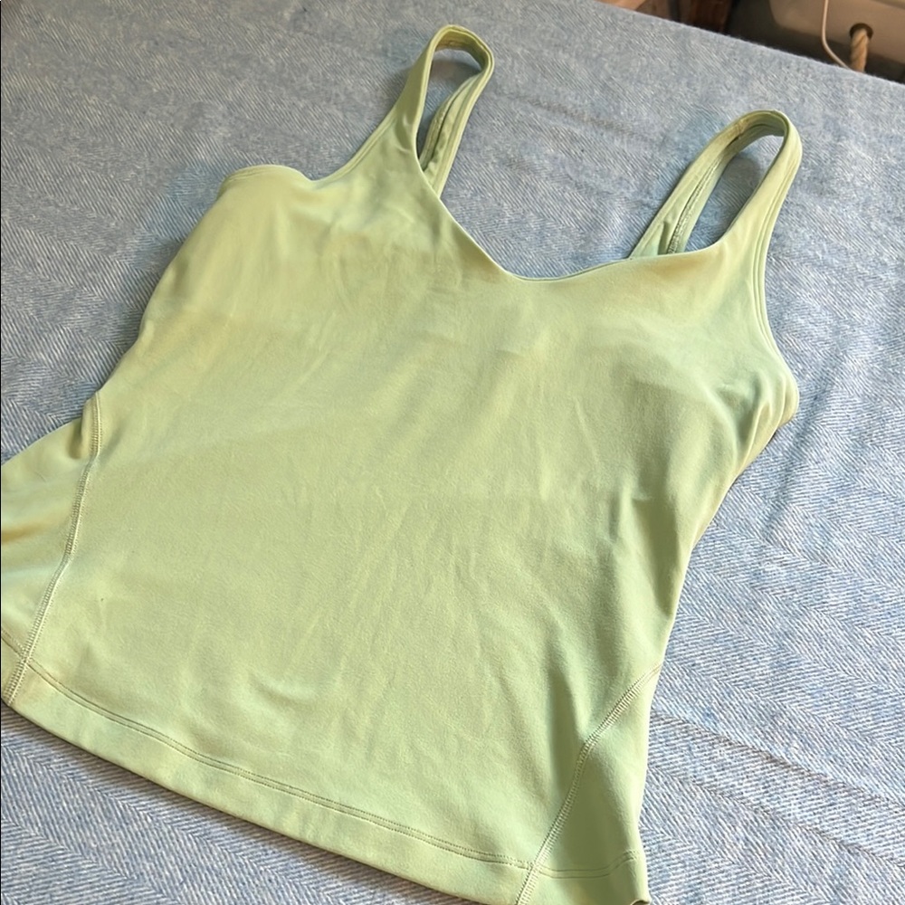 SOLD Lululemon Athletica Green Fitted Sleeveless Camisole - Picture 2 of 6